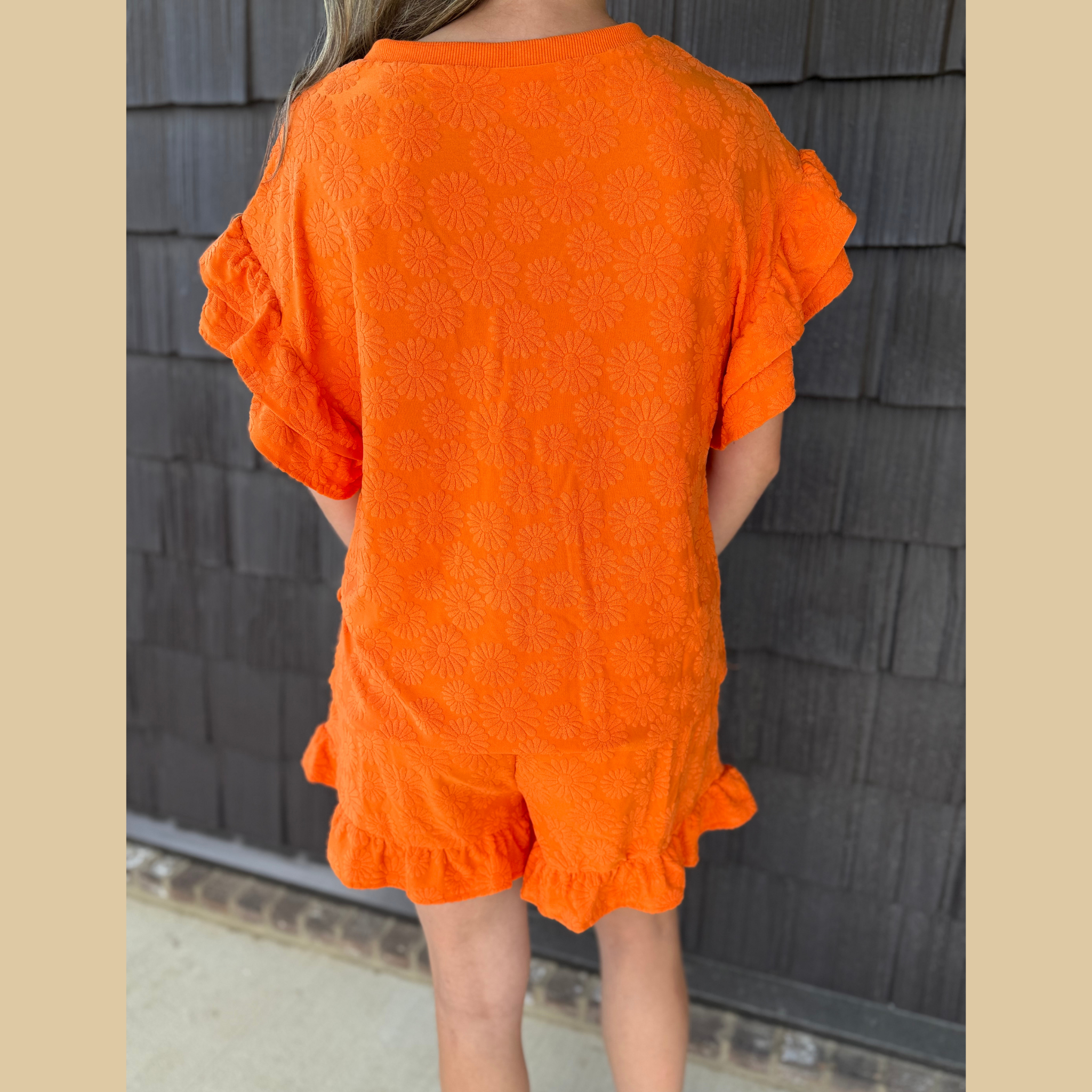 Orange Daisy Embossed Ruffle Set